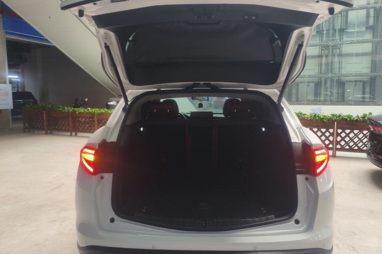 Used Alfa Romeo Stelvio 2017 2.0T 200HP Elite Edition