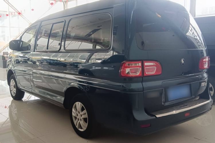 Used FORTHING Lingzhi 2022 M5L 1.6L Utility Model 7 Seats
