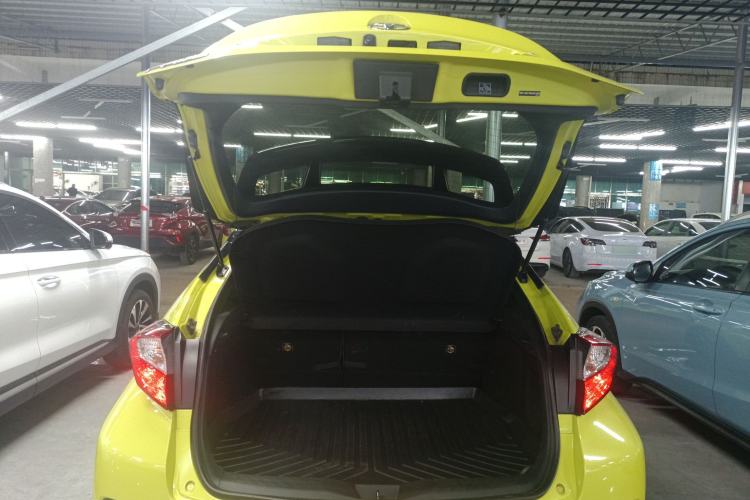 Used Toyota C-HR 2018 2.0L Leading Edition China V-standard
