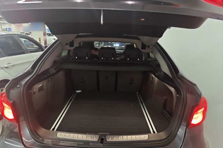 Used BMW 3 Series GT 2018 320i Sport Edition
