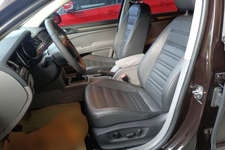 Used Skoda Superb 2013 1.4TSI Manual Shengshi Edition
