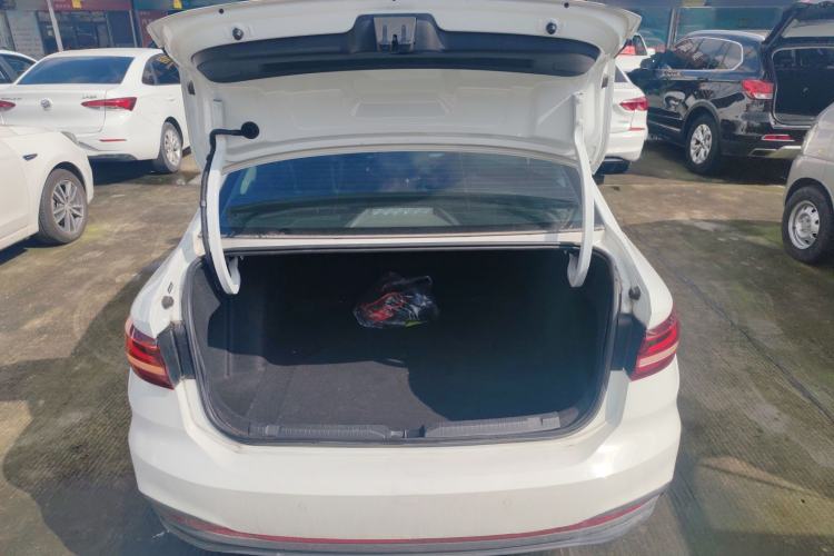 Used Volkswagen Lavida 2023 1.5L Automatic De Yi Edition