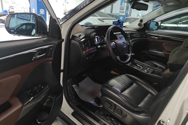 Used GAC Trumpchi GS8 2017 320T Two-Wheel Drive Luxury Smart Connectivity Version (7 Seats)