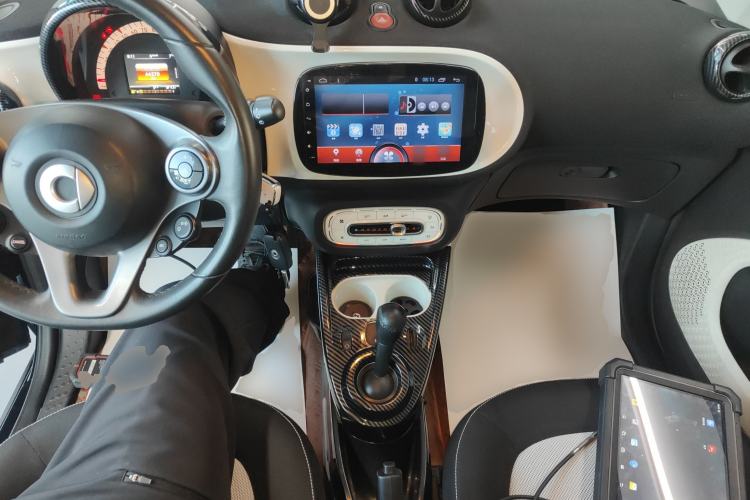 Used  fortwo 2015 1.0L 52 kW Hardtop Passion Edition
