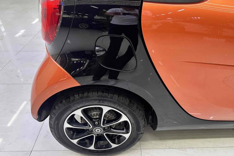 Used  fortwo 2015 1.0L 52 kW Hardtop Passion Edition
