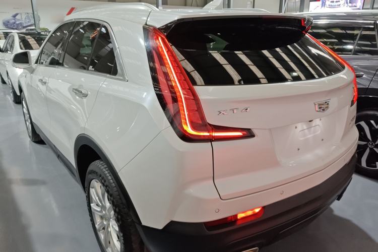 Used Cadillac XT4 2021 28T Two-Wheel Drive Tech Edition
