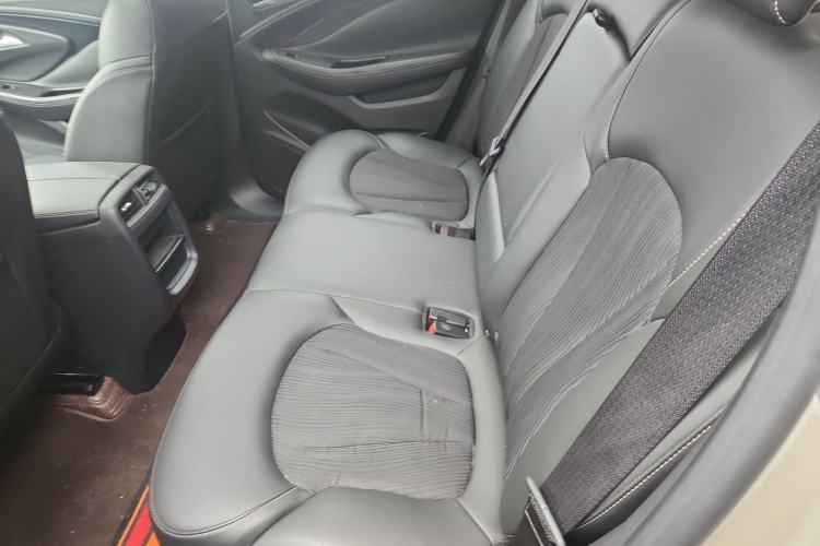 Used Buick Envision 2015 20T Two-Wheel-Drive Leading Model
