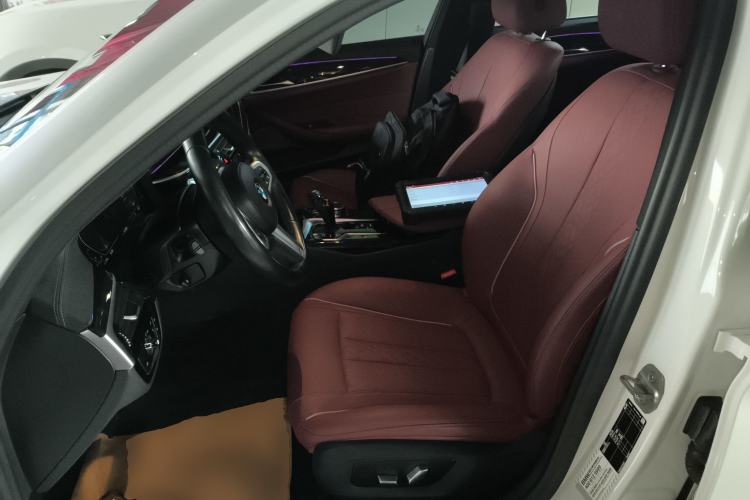 Used BMW 5 Series 2022 Second Facelift 525Li M Sport Package
