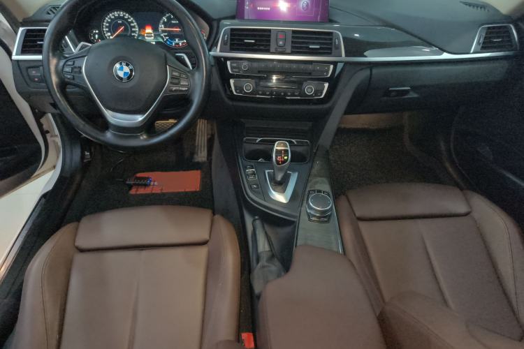 Used BMW 3 Series 2018 320Li Leading Luxury Package
