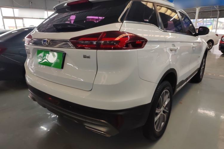 Used Geely Auto Emgrand X7 Sport 2018 1.8TD Automatic Two-Wheel Drive Smart Connect 4G Internet Edition
