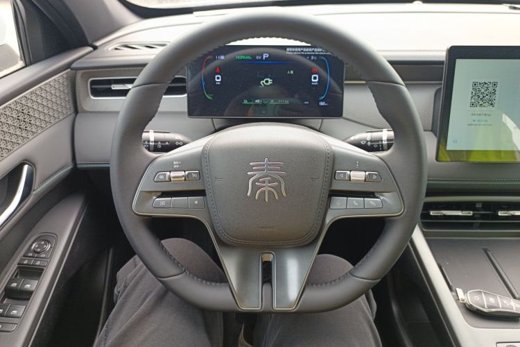 Used BYD Qin PLUS 2025 DM-i Smart Drive 55KM Leading Model