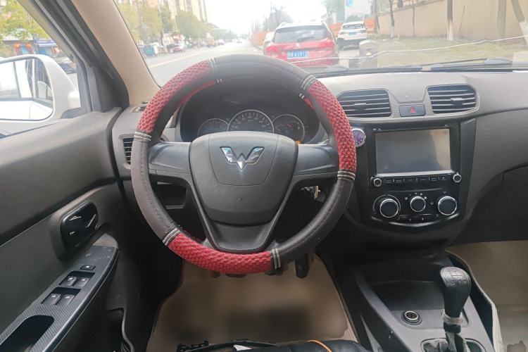 Used Wuling Hongguang 2016 1.5L Restyled S Comfort Version
