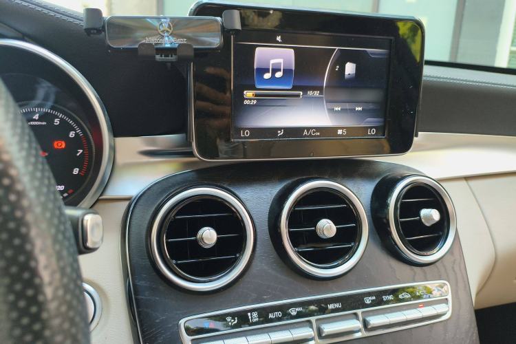 TDK.VehicleDetails.img