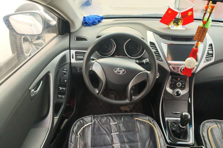 Used Hyundai Elantra (5th Generation / Langdong) 2016 1.6L Manual Prestige Edition
