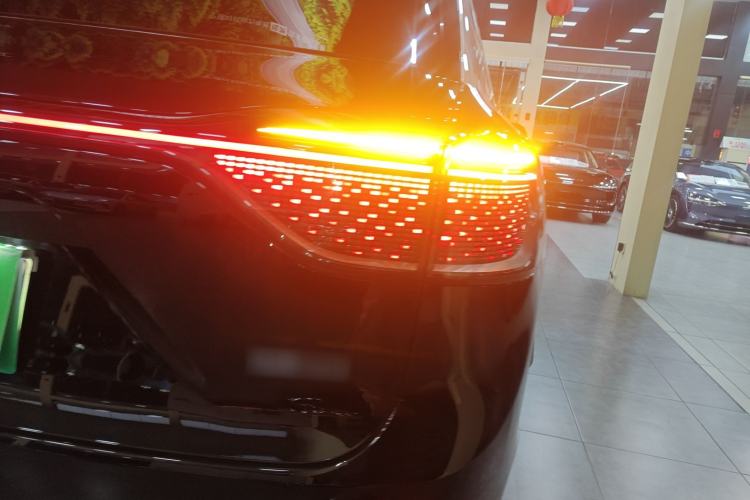 Used Hima AITO M9 2024 Range-Extended Ultra Version 52 kWh 6-Seater Model