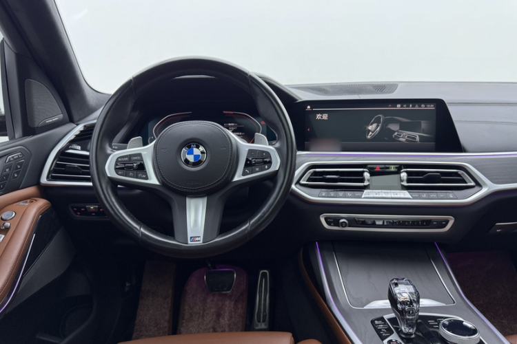 Used BMW X7 2022 xDrive40i Luxury M Sport Package
