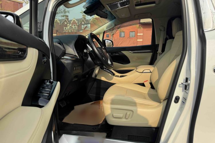 Used Toyota Alphard 2021 Dual-Engine 2.5L Prestige Edition
