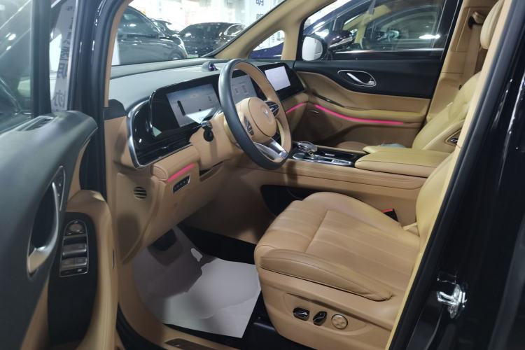 Used VOYAH Dream 2022 Low-Carbon Edition Plus Intelligent Driving Package
