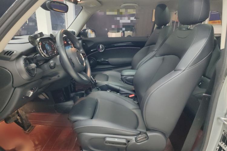 Used  MINI 2023 1.5T COOPER Artist
