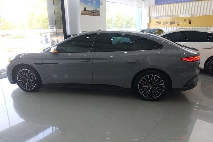 Used BYD Han 2025 EV Intelligent Driving Edition 701KM LiDAR Flagship Model
