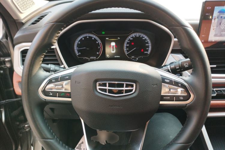 Used Geely Auto Vision X6 2020 1.4T CVT Luxury Edition
