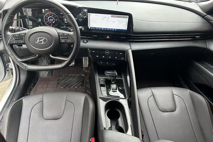 Used Hyundai Elantra 2021 240TGDi DCT LUX Prestige Edition
