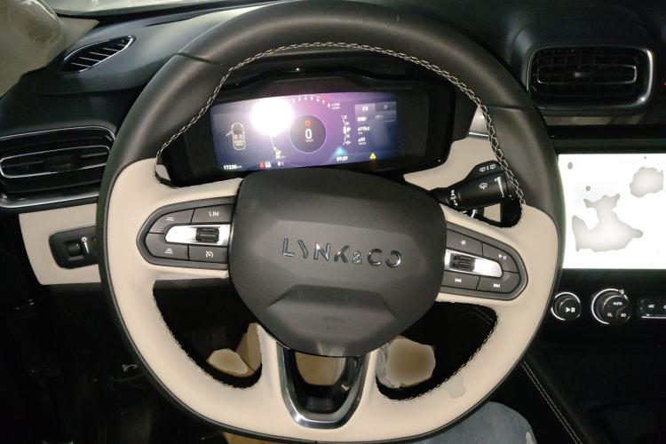 Used Lynk & Co 02 2022 2.0T DCT Shine Plus
