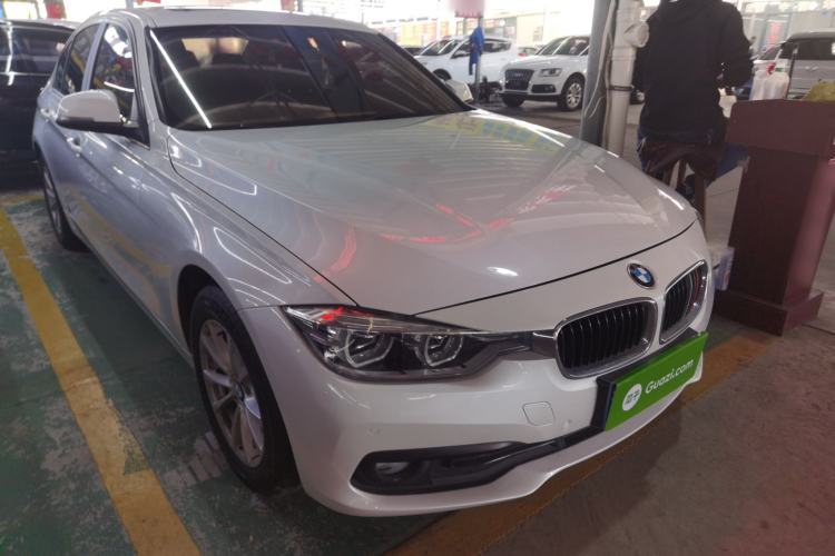 Used BMW 3 Series 2016 316i Fashion Model
