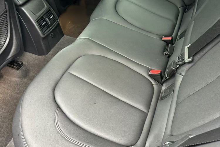 Used BMW 1 Series 2018 118i Design Package Edition
