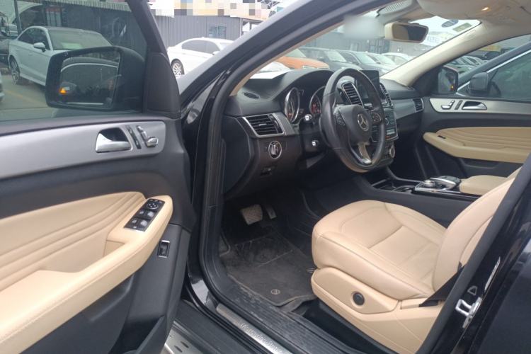 Used Mercedes-Benz GLE Coupe 2017 GLE 400 4MATIC Coupe SUV