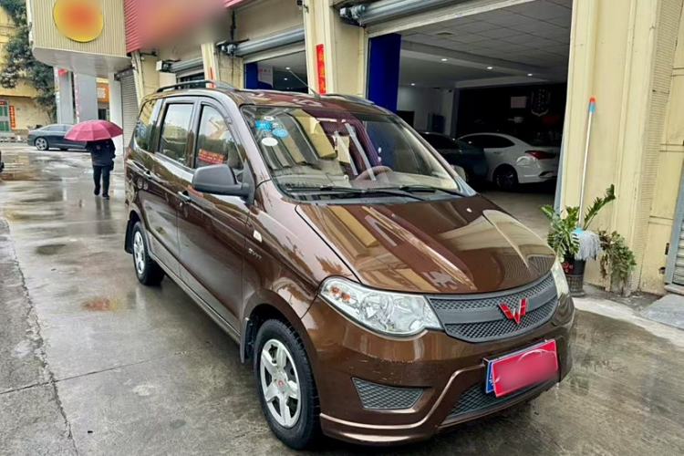 Used Wuling Hongguang 2015 1.5L S Basic Version China V Standard
