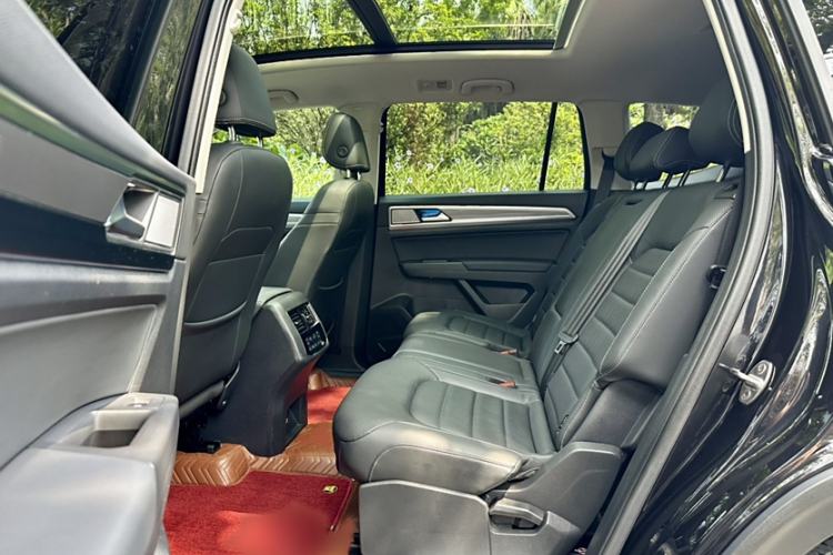 Used Volkswagen Teramont 2020 Revised Version 530 V6 Four-Wheel Drive Luxury Edition
