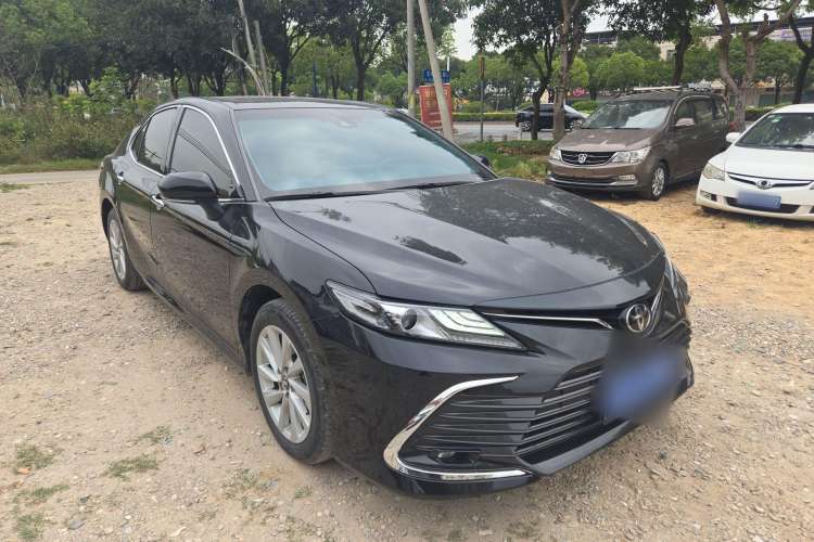 Used Toyota Camry 2021 2.0G Luxury Edition

