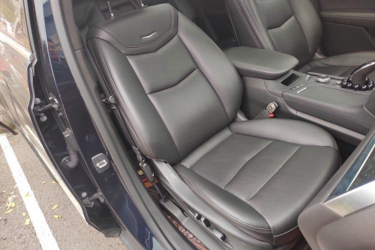 Used Cadillac XT5 2021 28T Luxury Version