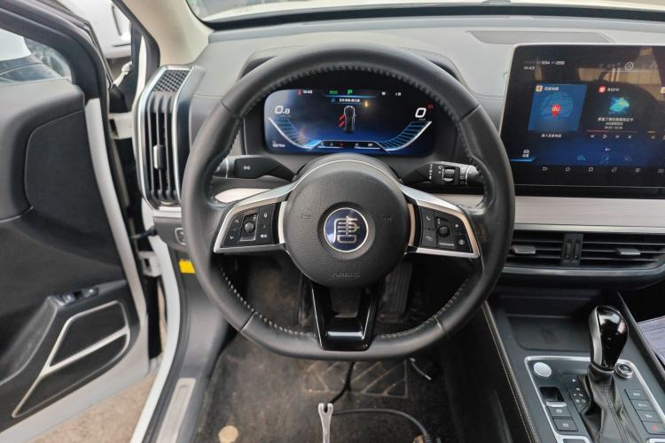 Used BYD Tang 2018 2.0T Automatic SmartConnect Prestige 7-Seater China V Standard