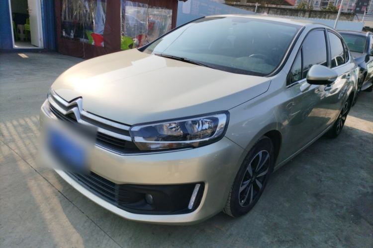 Used Citroen C4 Sega 2018 1.6L Manual Luxury Model
