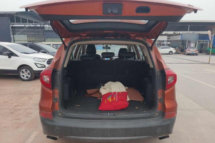 Used BYD Song 2016 1.5TI Manual Luxury Model
