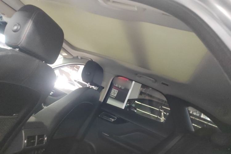 Used Jaguar F-PACE 2018 2.0T Two-Wheel Drive Urban Deluxe Edition
