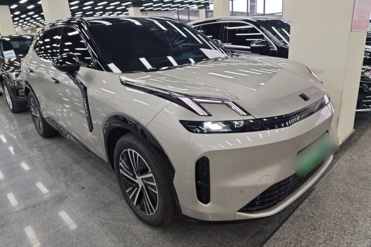 Used Lynk & Co 08 EM-P 2023 120km Long-Range Halo
