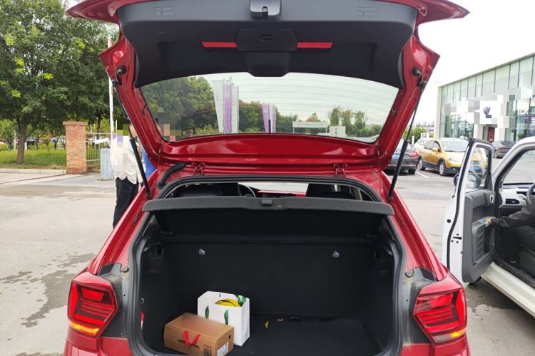 Used Volkswagen Polo 2019 Plus 1.5L Automatic Colorful Technology Edition
