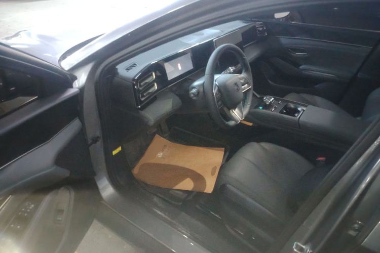 Used BYD Qin L 2024 DM-i 80KM Beyond Model