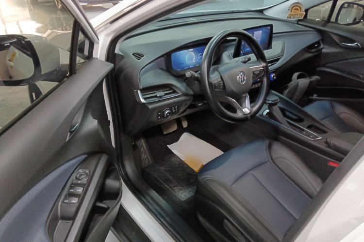 Used Buick Velite 6 2024 450km Range Commuter Version
