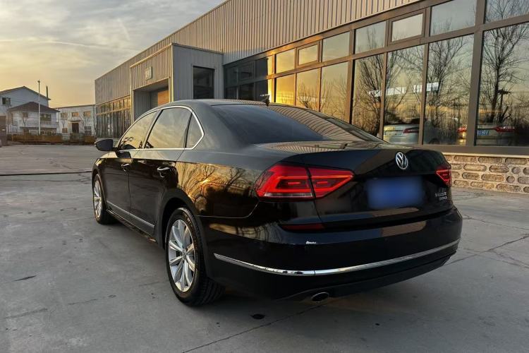 Used Volkswagen Passat 2017 330TSI DSG Luxury Edition
