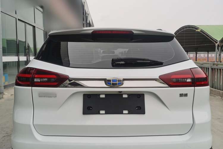 Used Geely Auto Emgrand X7 Sport 2018 1.8TD Automatic Two-Wheel Drive Smart Connect 4G Internet Edition
