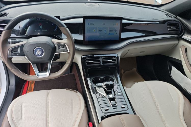 Used BYD Qin PLUS 2024 HONOR Edition DM-i 55KM Leading Model
