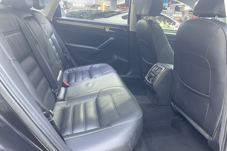 Used Volkswagen Passat 2016 380TSI DSG Prestige Edition
