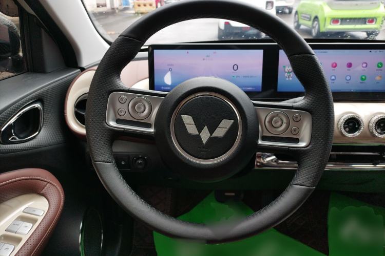Used Wuling Bingo 2023 333 km Lingxi Connected Version
