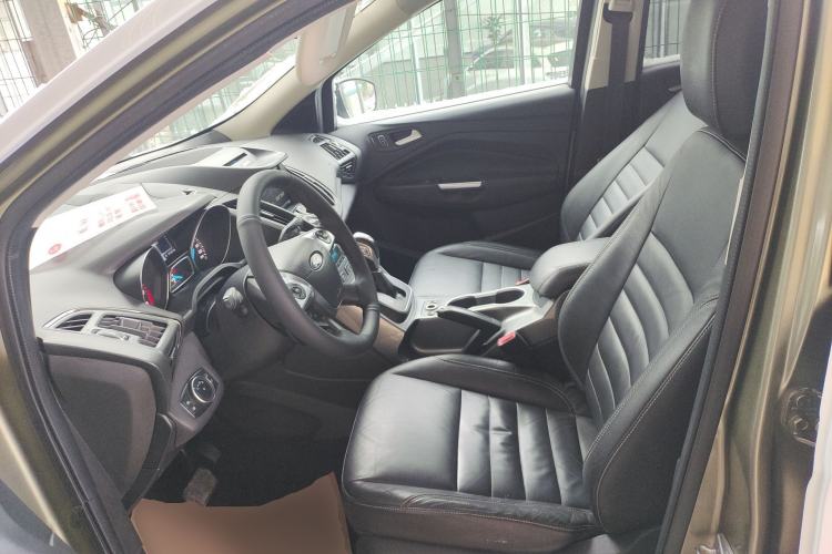 Used Ford Kuga 2015 2.0L GTDi Four-Wheel Drive Prestige Model
