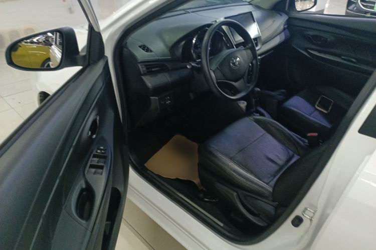 Used Toyota YARiS L 2016 Revised 1.5E CVT Charming Edition
