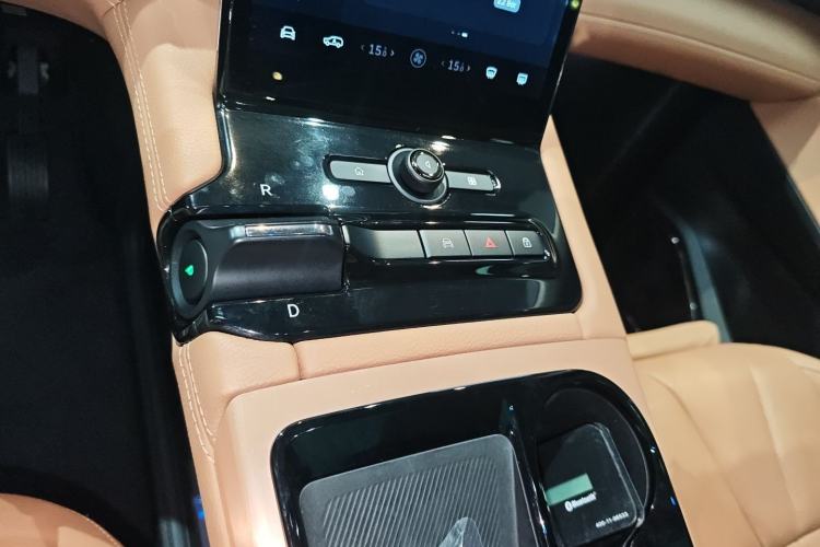 Used Nio ES8 2018 355 km Base Version 6-Seater Edition
